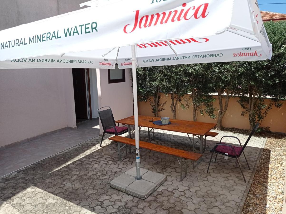 Ferienwohnung Anita Zadar Exterior foto